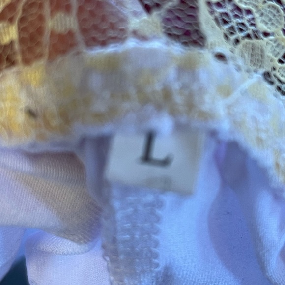 Halloween costume: women’s costume skirt and blouse with a clip-on hat. Size L - Picture 4 of 7